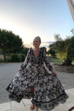 SALE - Valencia Dress - Last 1 SM